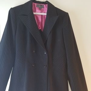 Women's 2 piece pants suit